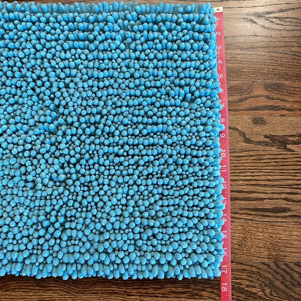 NWT! Aqua Blue Noodle Bath Rug/Mat!